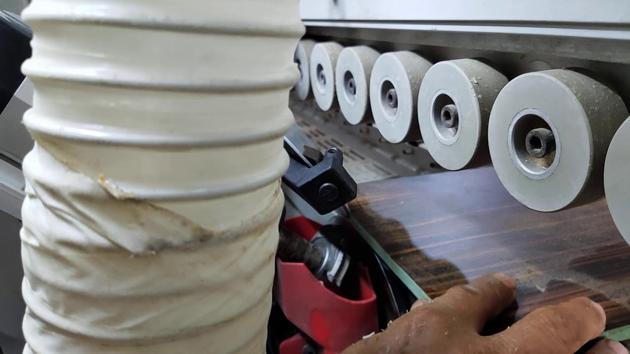 Chỉnh cảm biến cắt đầu đuôi của máy dán chỉ