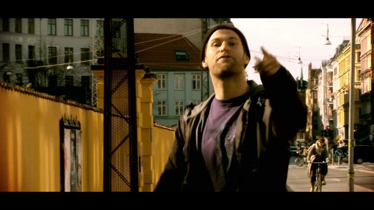 Spow ft. Mund de Carlo - Når Hun Er Helt Nøgen