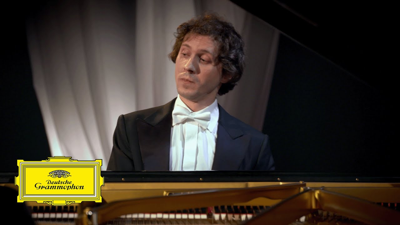 Rafał Blechacz - Chopin: Waltz No. 7 in C-Sharp Minor, Op. 64 No. 2
