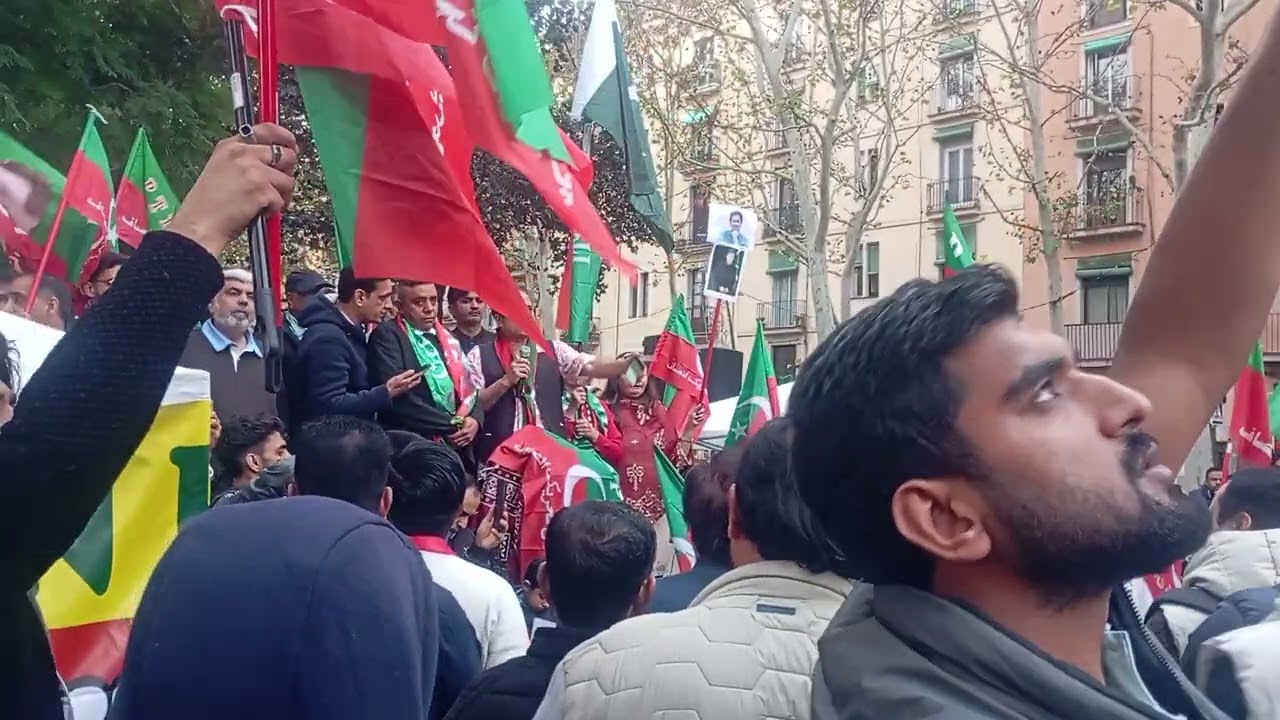 باہر سلونا میں پاکستانیوں نے بھرپور طریقے سے ریلی میں شرکت کی PTi 24 11 2024 🇪🇦🇵🇰🇪🇺