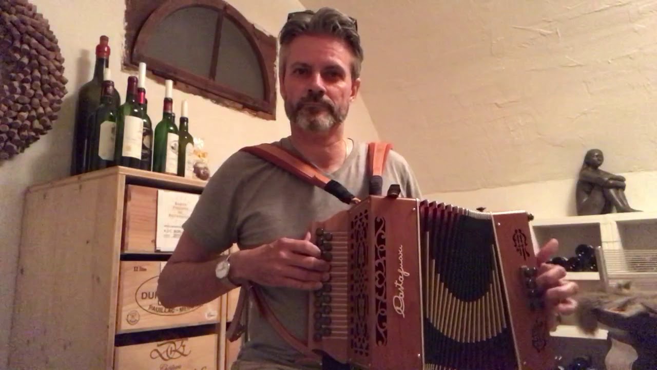Zusammenleben (Misirlou) - Mikis Theodorakis