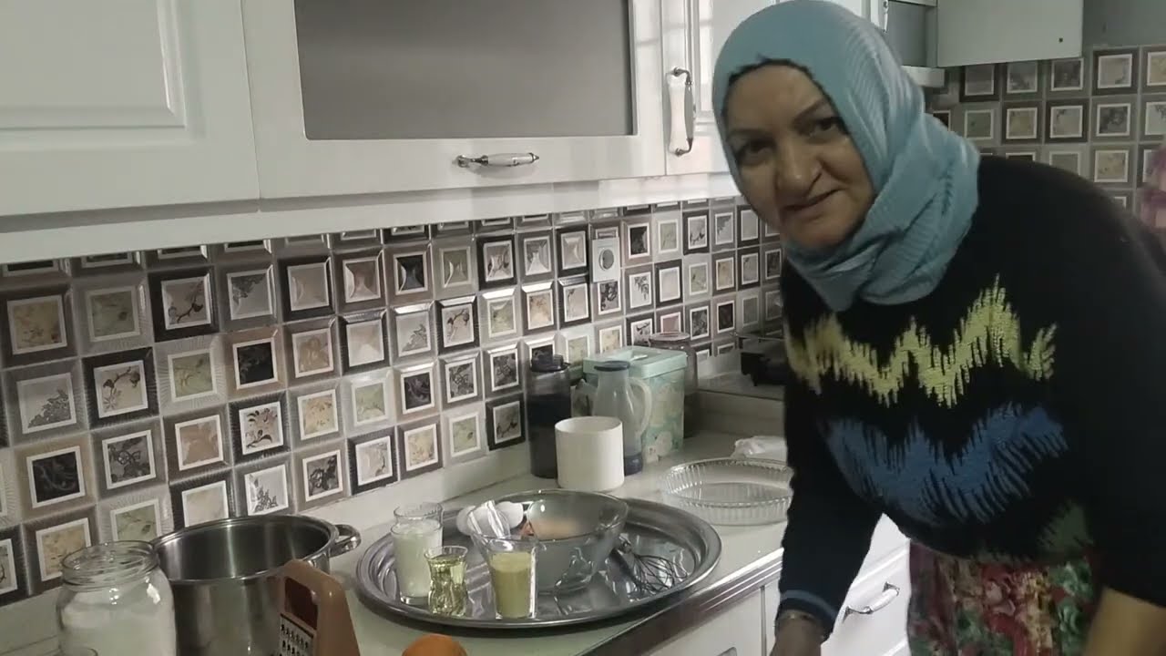 ARİFE KOMŞUMDAYIM👍REVANİ TATLISI YAPIYORUM