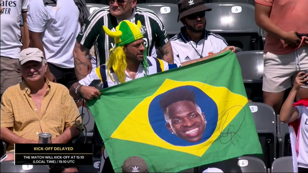 Спутник HOTBIRD 13&deg;E - пакет новых открытых каналов для футбольных болельщиков