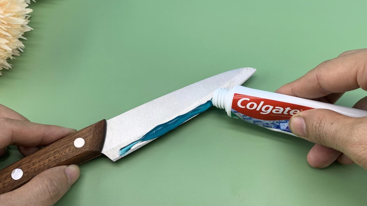 Apply Toothpaste To The Kitchen Knife! He Didn't Expect It To Be So Powerful