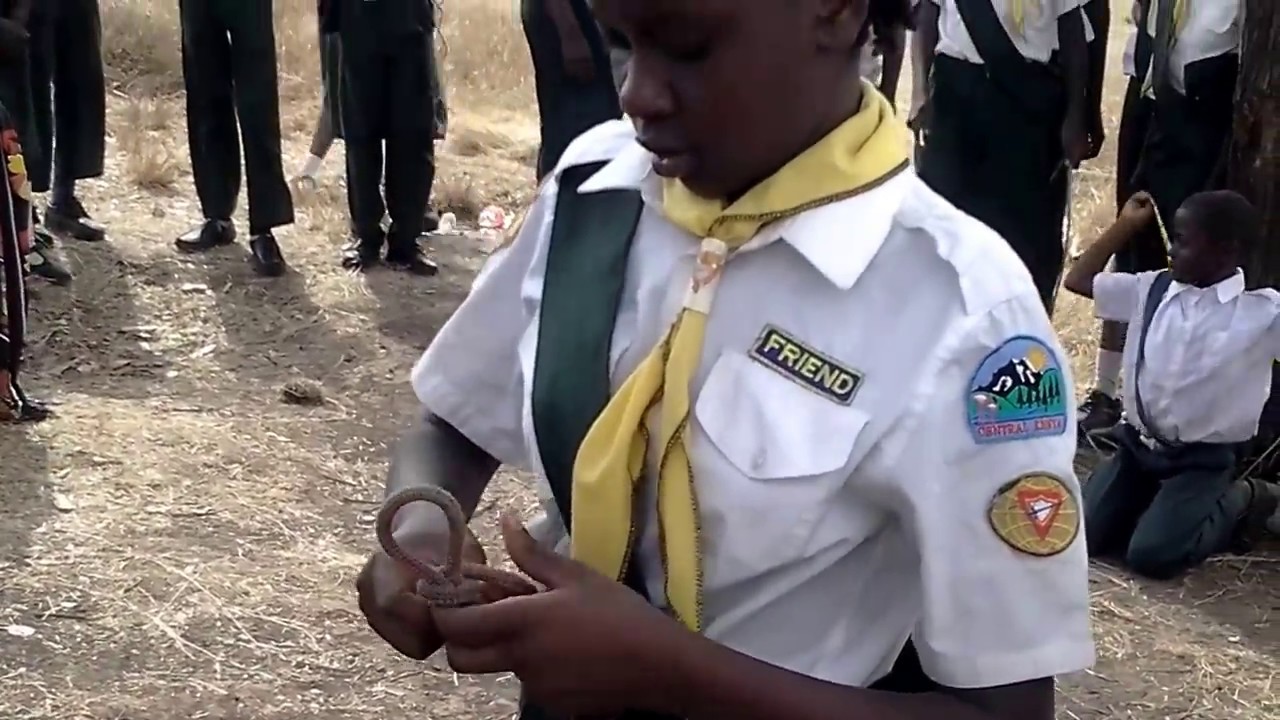 Shauri Moyo Pathfinders-Knot tying relay
