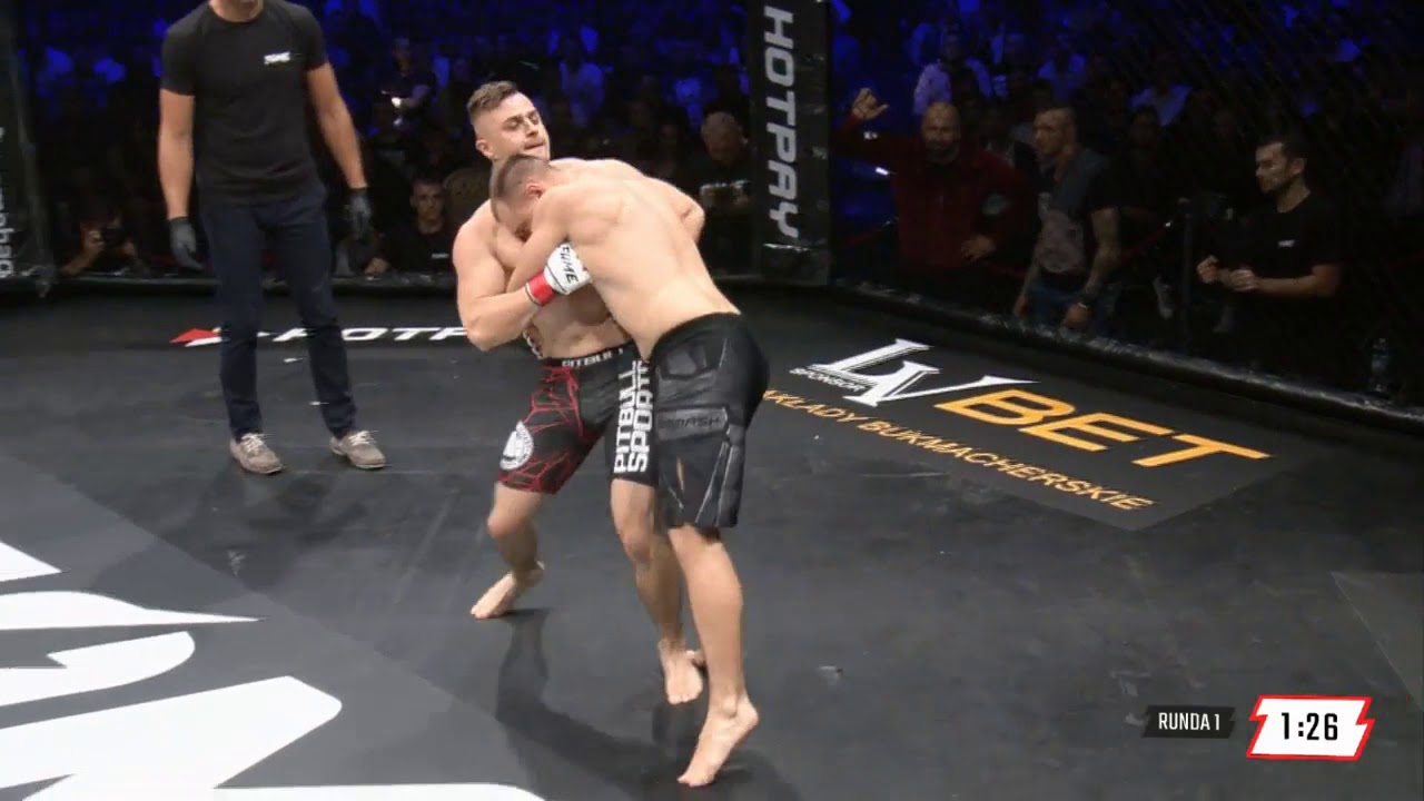 AMADEUSZ FERRARI VS BYSTRZAK  CAŁA WALKA | FAMEMMA 2