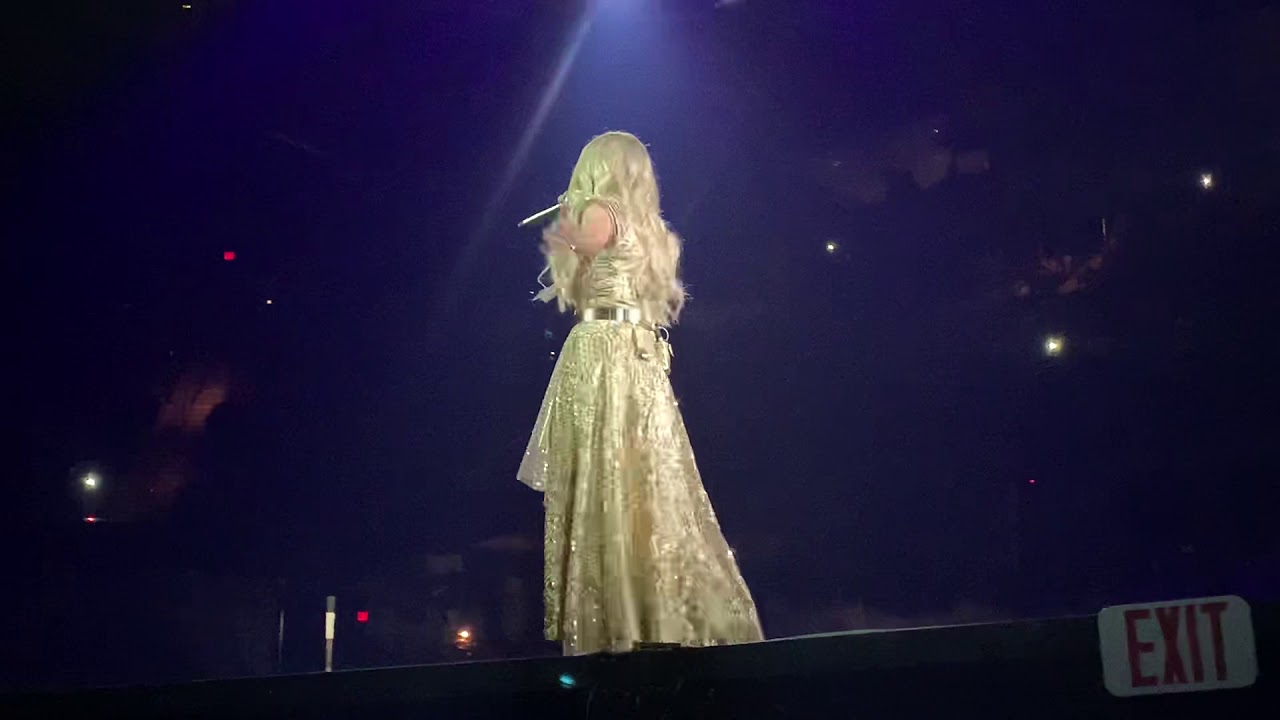 Carrie Underwood - Medley (Cry Pretty Tour 360) Live @ Bakersfield, CA May 19, 2019
