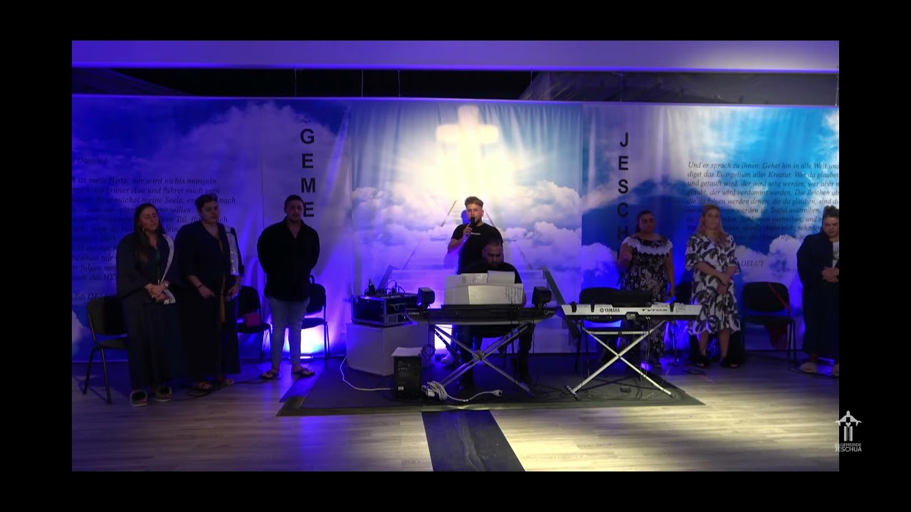 Sinti Gemeinde Jeschua   Dävid singt:Jesus du verlässt mich nicht