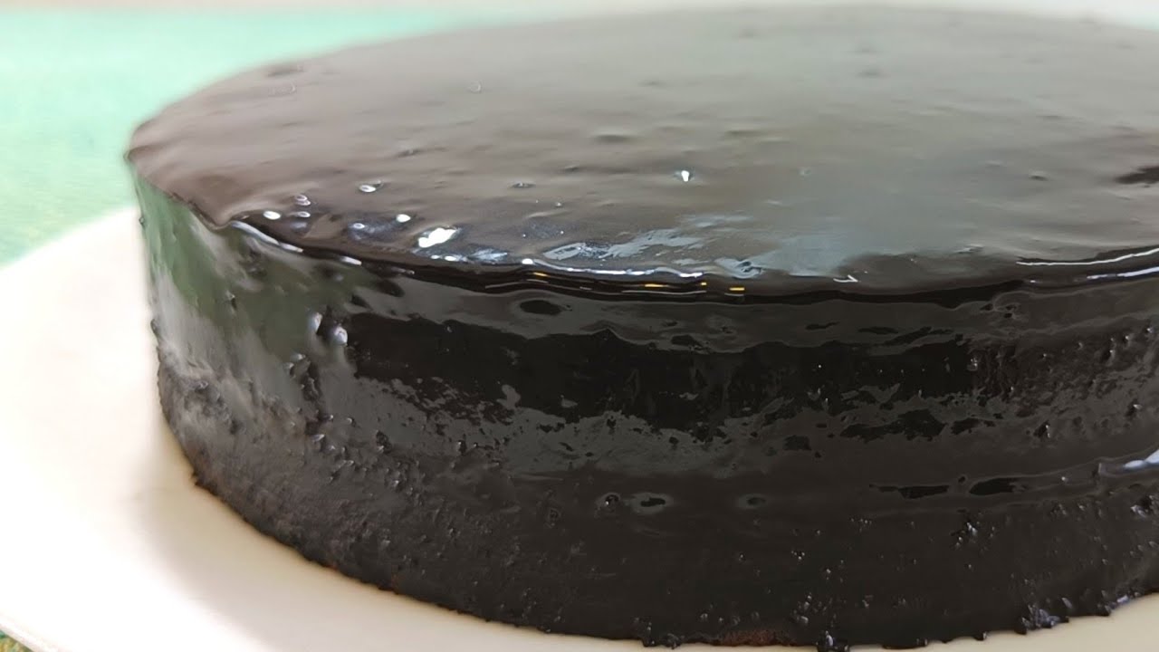 eggless rich and moist chocolate cake recipe | चॉकलेट केक कैसे बनाये