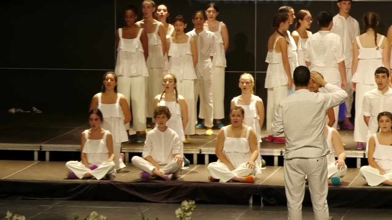 KOLOREZKO KAIOLA, David Azurza - VEUS &ndash; COR INFANTIL AMICS DE LA UNI&Oacute;