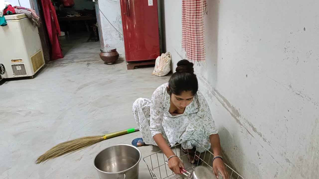 पूरे घर में बहुत गंदगी हो रखी है | sujata sawariya vlog #dailyvlog #vairalvideo