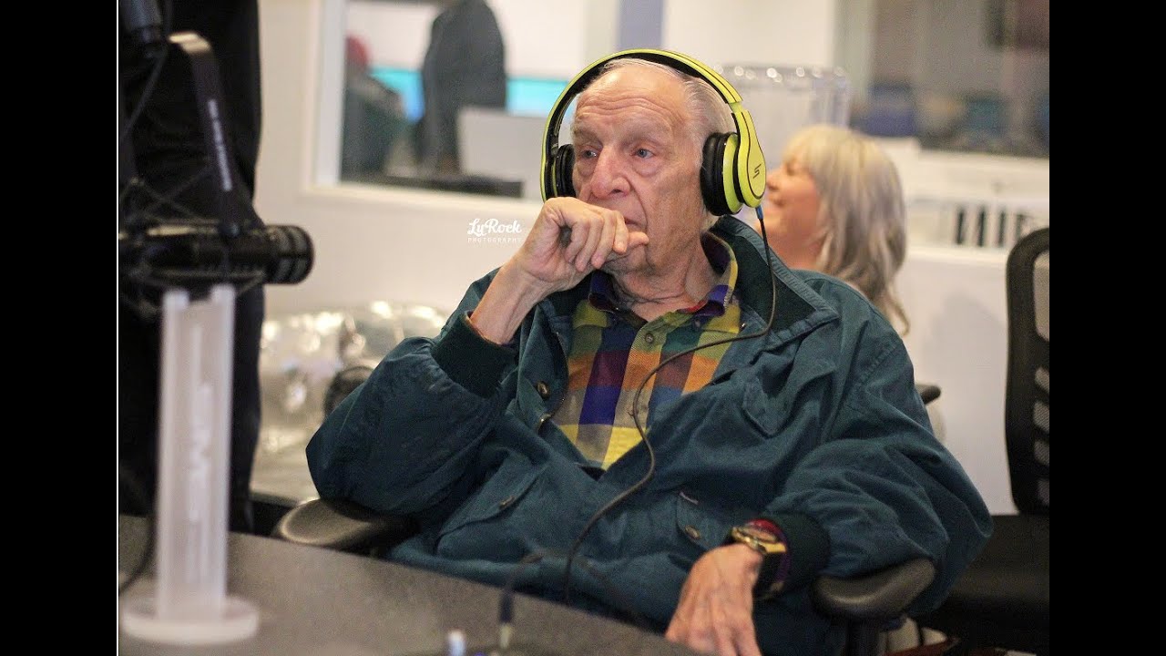 Jerry Heller Listens to Ice Cube's 