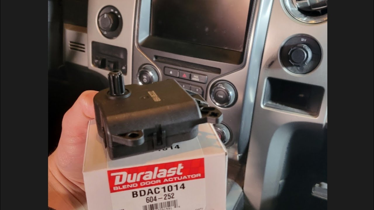 Как заменить привод двери Blend на F-150 Fx4 2014 года или аналогичном автомобиле с навигационной...
