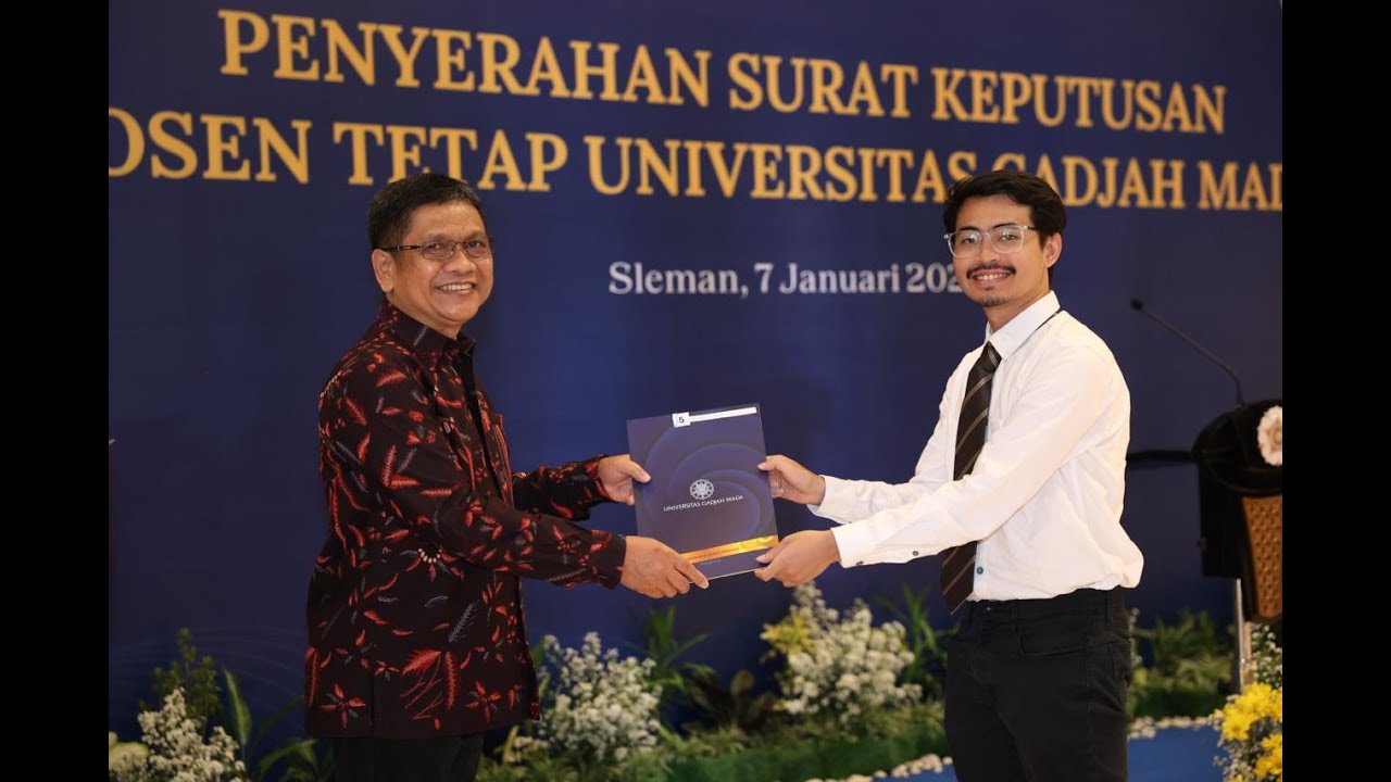 Rektor UGM Lantik 193 Pejabat Baru dan Penyerahan 110 SK Calon Dosen Tetap