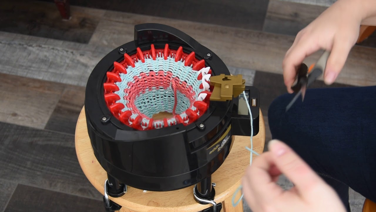 COMMENT RETIRER LE TRAVAIL DE LA MACHINE à TRICOTER