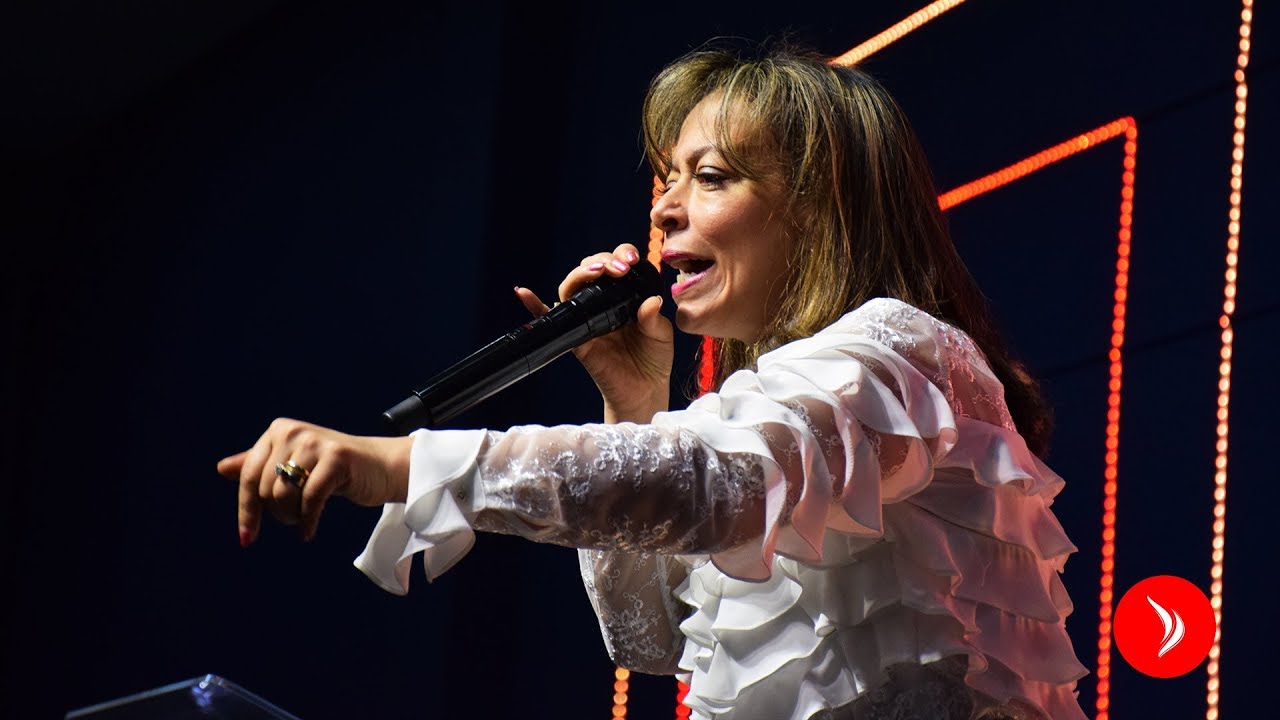 La armadura de Dios y el poder de hablar en lenguas · Pastora Yomara Cañas