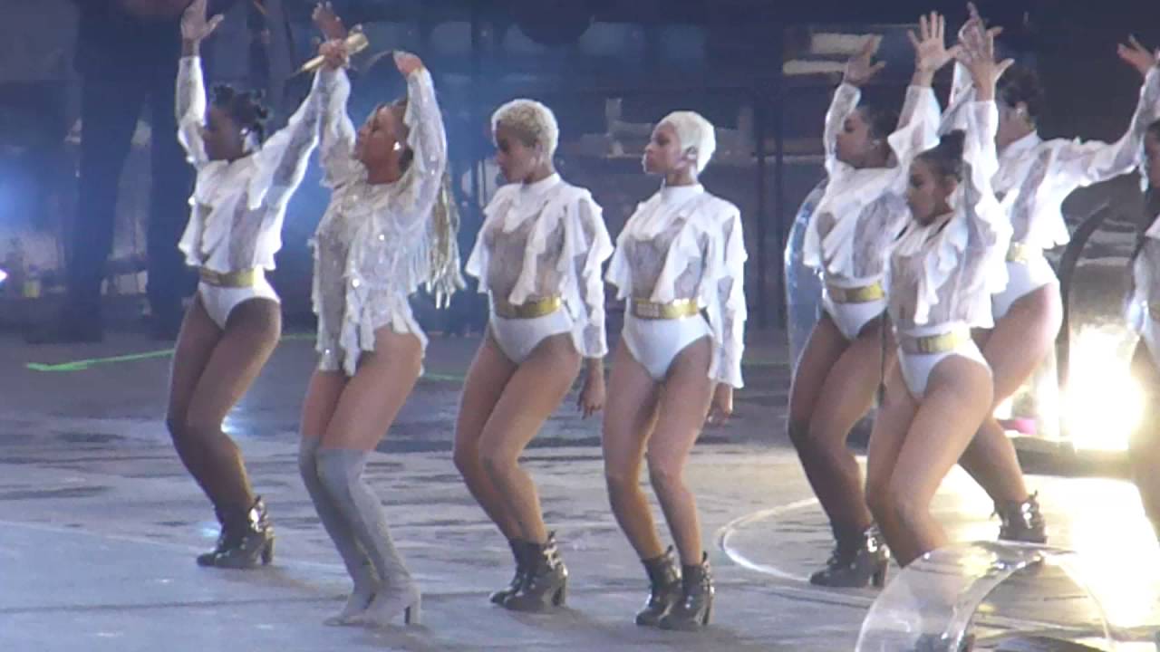 Beyoncé Live Glasgow Mine/Baby Boy/Holdup/Countdown (Hampden Park Scotland)