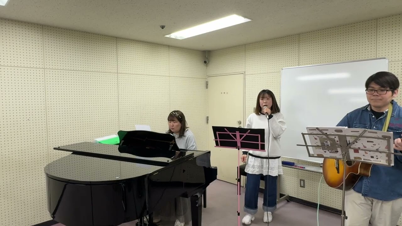 オリジナル曲「threeシルエット」