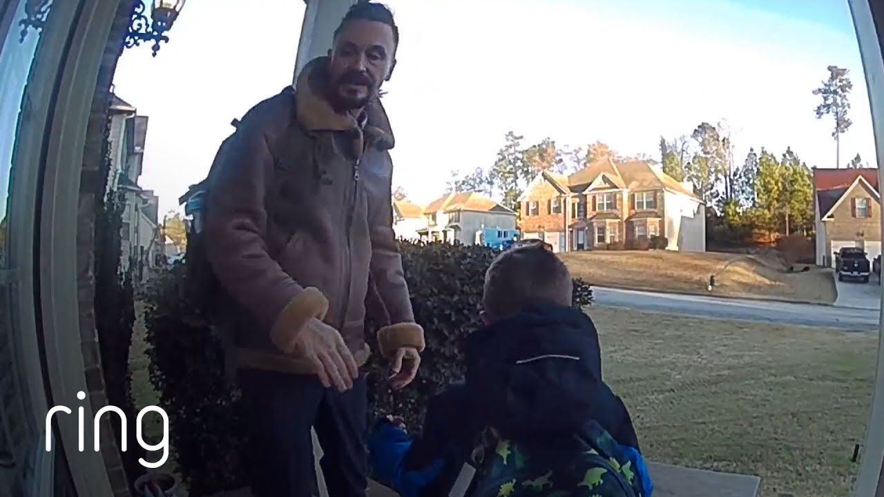 &ldquo;I Got Socks On!&rdquo; - Dad Forgets Toddler&rsquo;s Shoes | RingTV