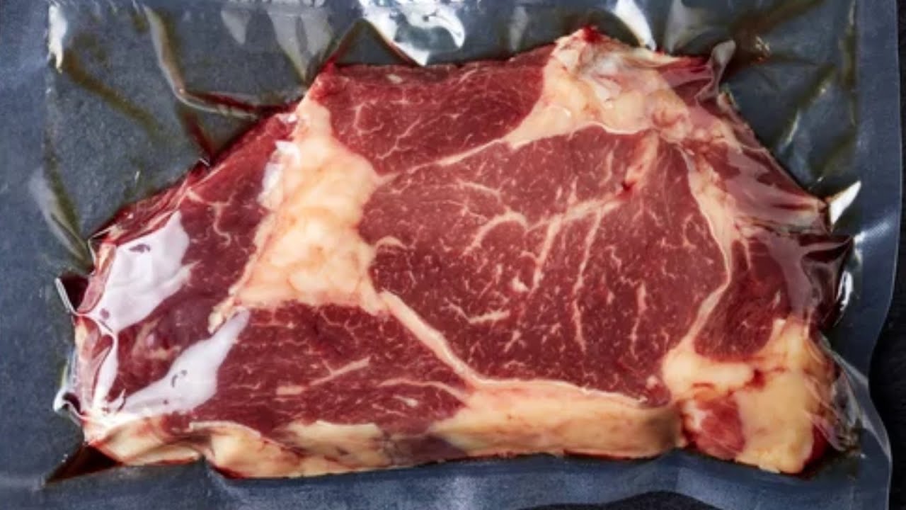8 Mistakes Everyone Makes When Defrosting Steak
