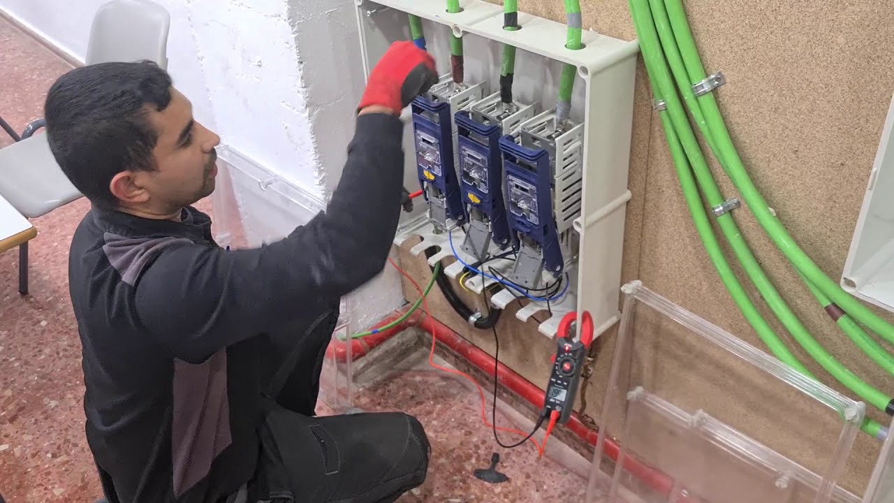 Phase failure in the connection installation of residential buildings.