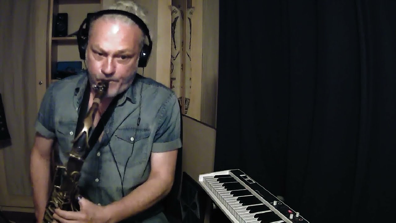 Mauro Negri With Ripa Tenor Sax-Tritone Substitutions On “In Walked Bud”