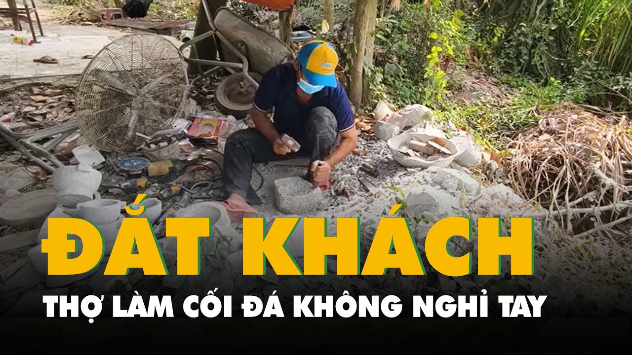 Cối đá đắt khách, ngày Tết thợ làm không nghỉ tay