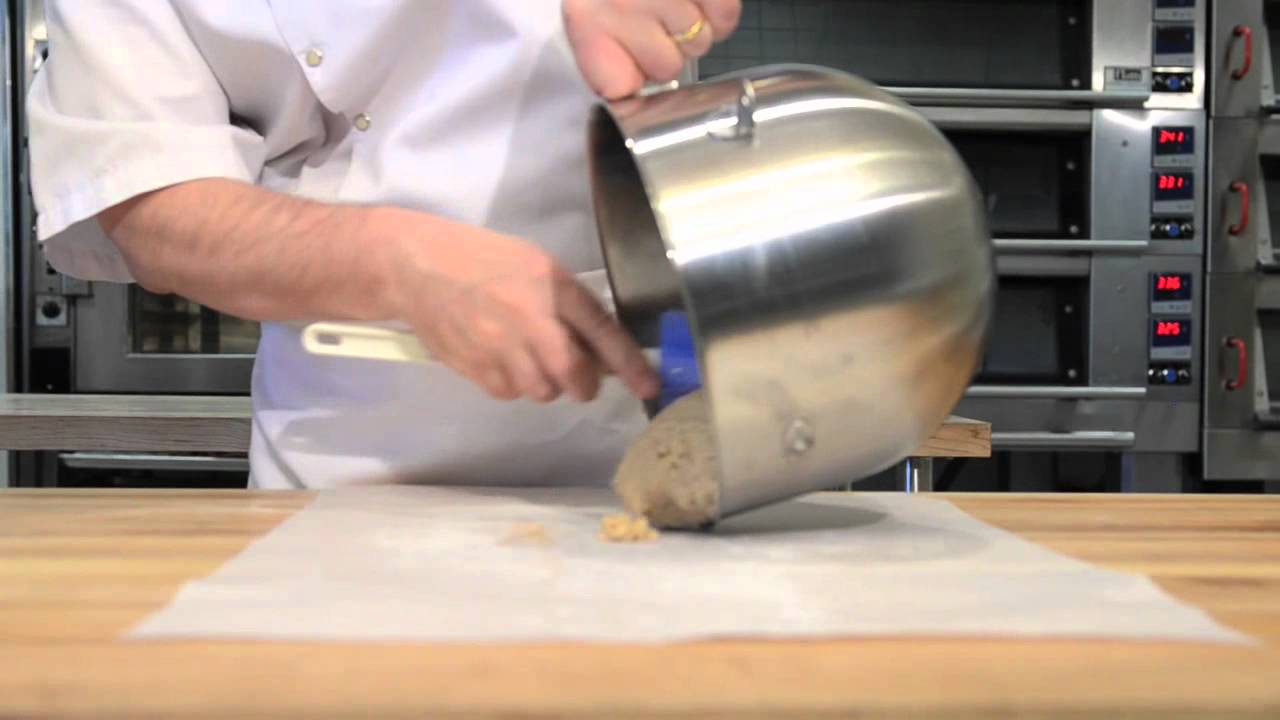 French Pastry School: Jacquy Pfeiffer - Sable Cookies