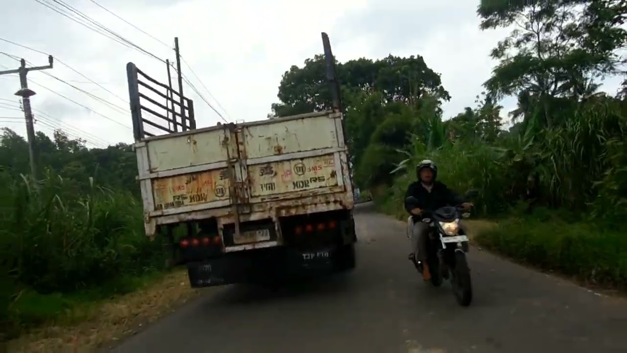 Perjalanan dari POM Kartika menuju ke Alfamart melewati Lembur Cimalaka, Lemburgedong, Kojengkang