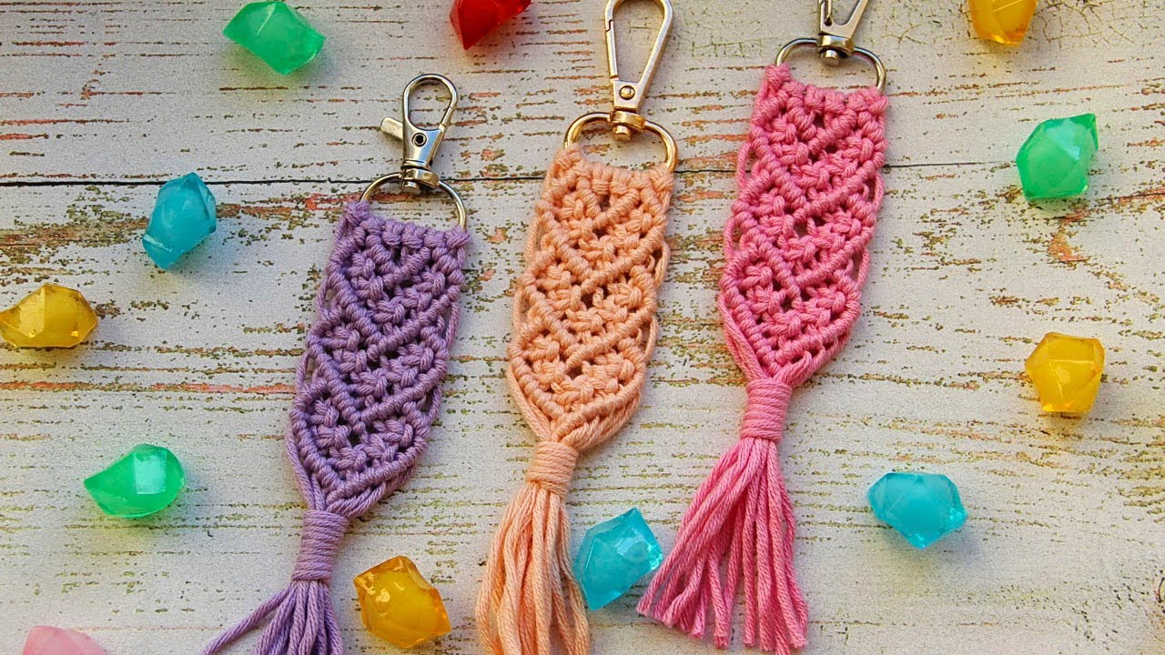 DIY Macrame Heart Keychain Tutorial | Macram&eacute; Llavero Tutorial | Macrame Heart Pattern
