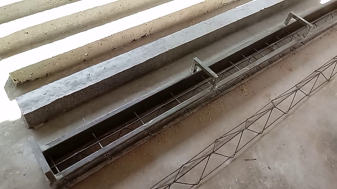Estaca de concreto, para arame farpado, ou liso.