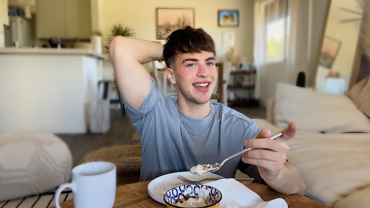 I'M GONNA BE IN A HORROR MOVIE