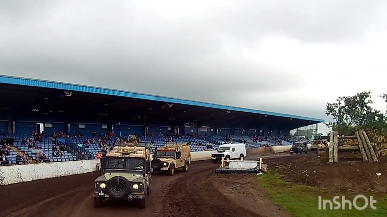 Snatch & WMIK Land Rover group in the LRO show Peterborough Arena 2022