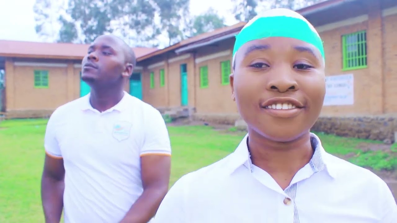 MIMI  SITAKUFA BY CHORALE BEDORA 55em CEBCE BUNAGANA