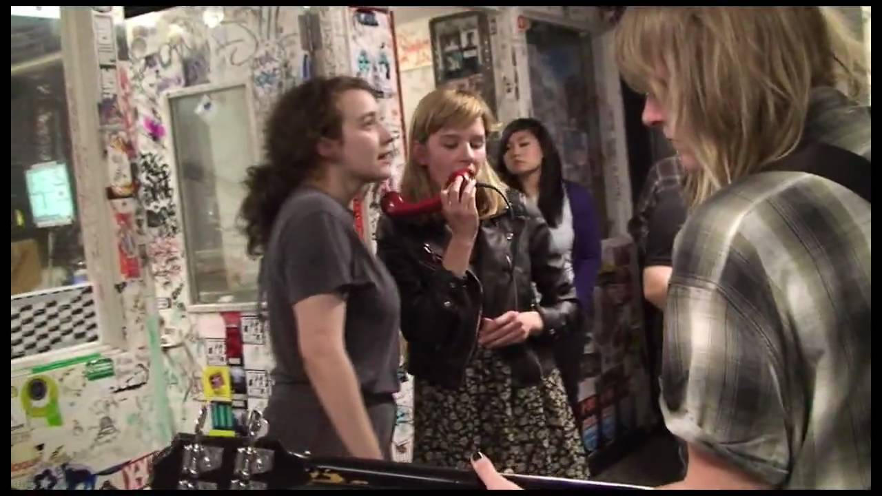 Mika Miko live at UCLAradio.com part 3/3
