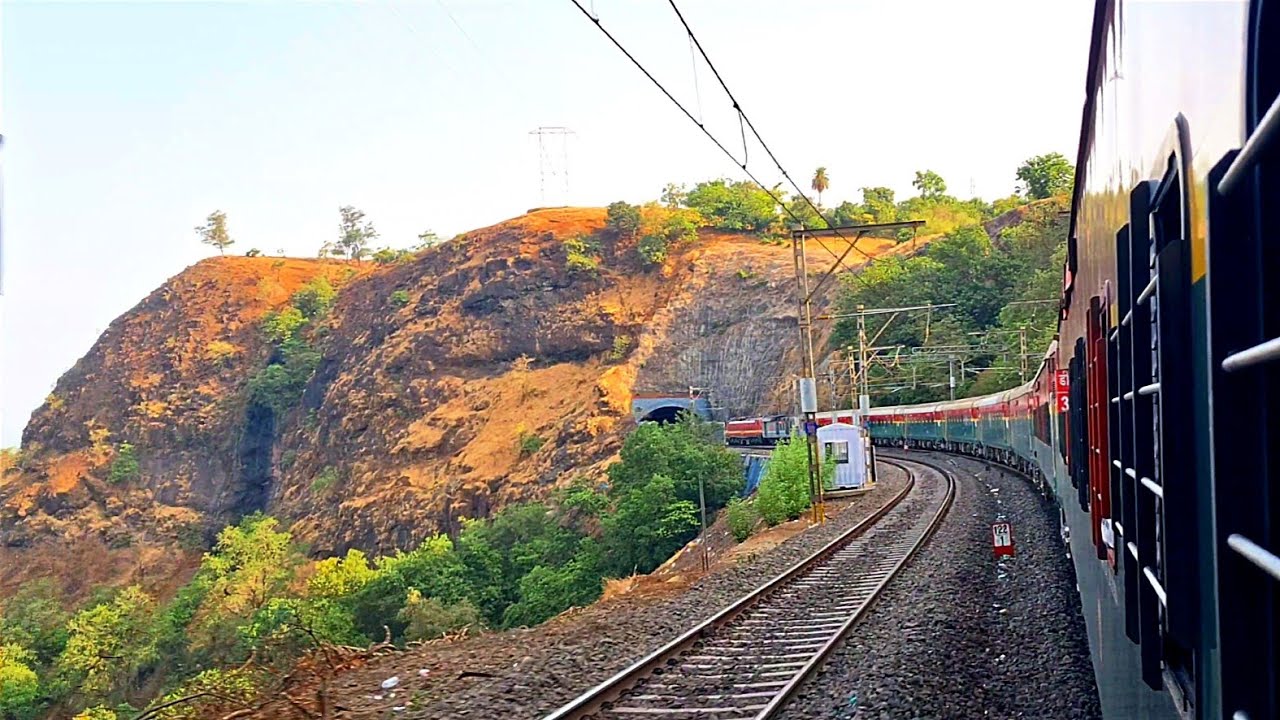 Lonavla Khandala Karjat Train Journey in Deccan Queen Express Train | Khandala Ghat
