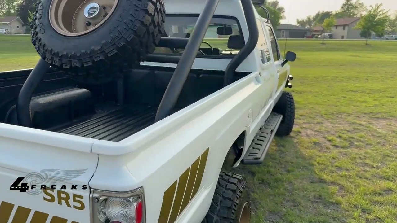 1986 Toyota Pickup Custom Cab  Walkaround