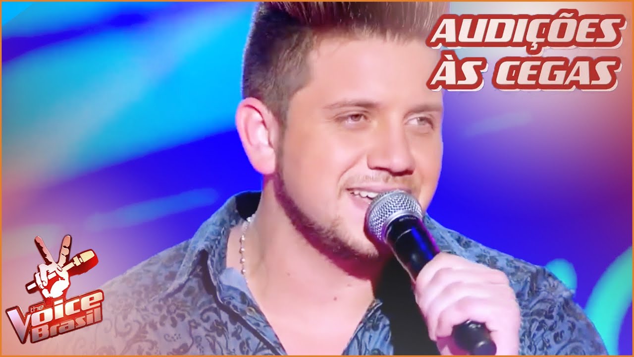Renan Ribeiro canta 'Implorando Pra Trair' | Audições Às Cegas | The Voice Brasil 2015 |4ª Temporada