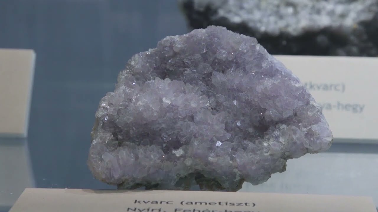 Hungary: Kő kövön - Stone on Stone (hu)