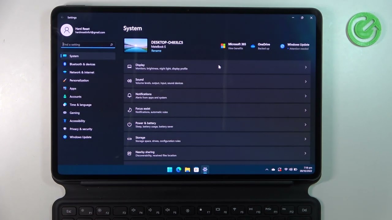HUAWEI MateBook E Windows 11 - How To Enable & Disable Windows Firewall