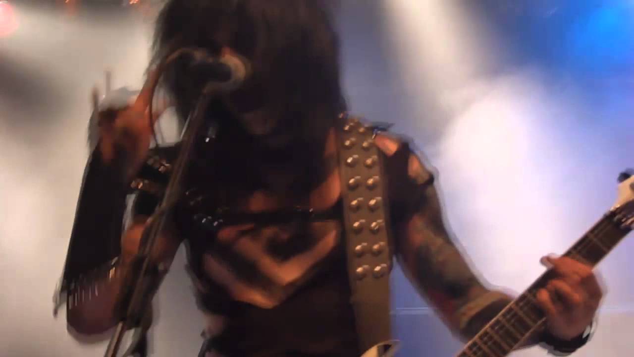 Black Veil Brides Cover of Rebel Yell by Billy Idol - Cologne 21.03.12