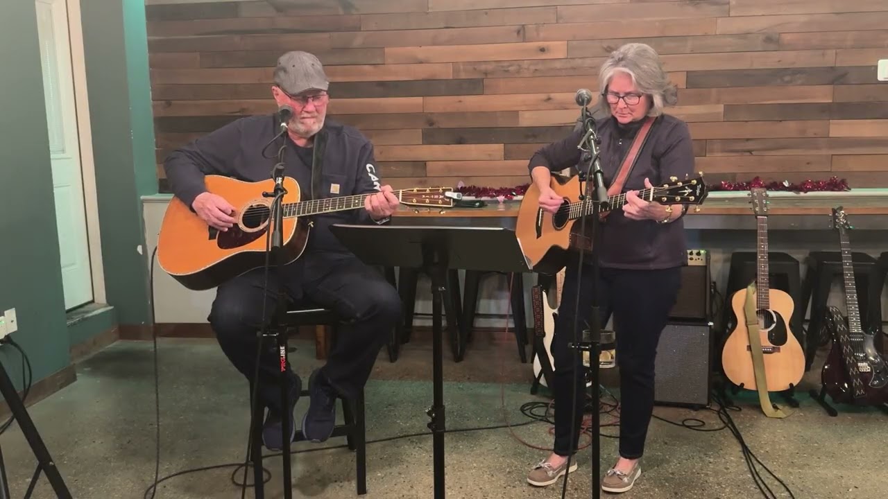Walt & Susan  3  January 7, 2026 @MobjackTavernOpenMic #walt #susan