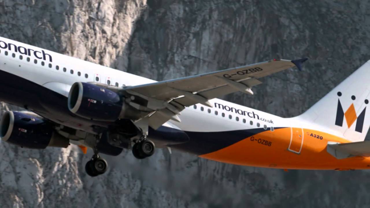 (HD) Dangerous Airports! Gibraltar Airport