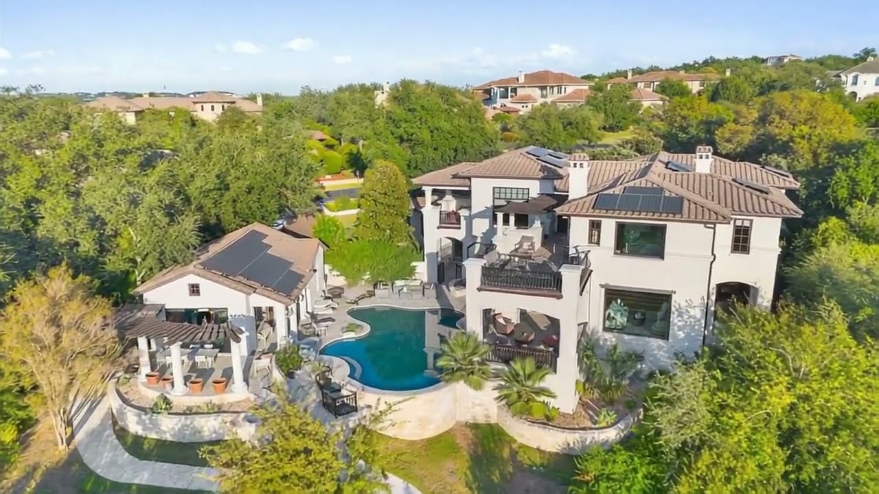 Austin Luxury Home: Lake Travis Waterfront Tour
