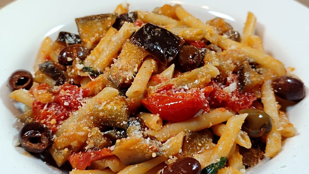 PASTA alla PAESANA - RICETTA che DEVI assolutamente PROVARE subito 👨‍🍳