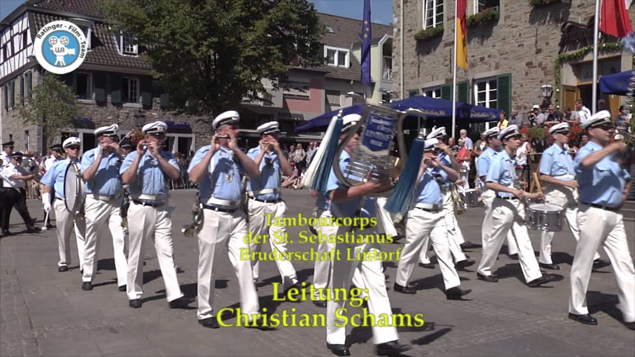 Ausschnitte vom Gro&szlig;en Festzug der K&ouml;nigskompanien in Ratingen am 02.08.2015