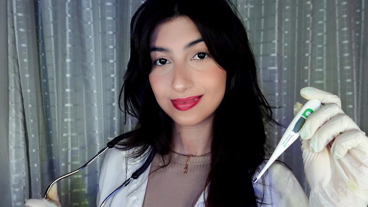 ASMR Médica cuidadosa te examina após um mal-estar 🩺🤍