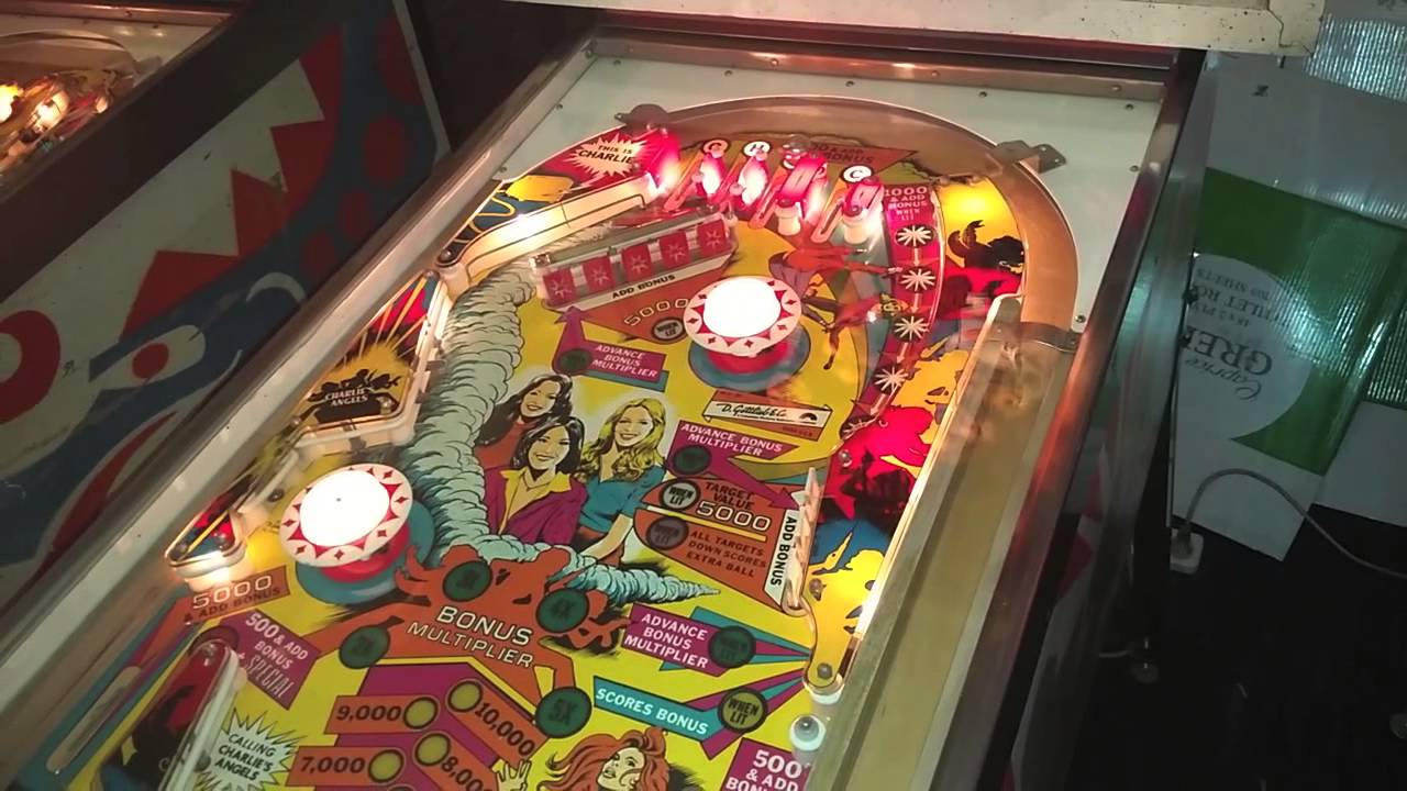 1978 Gottlieb CHARLIE'S ANGELS Pinball Machine In Action