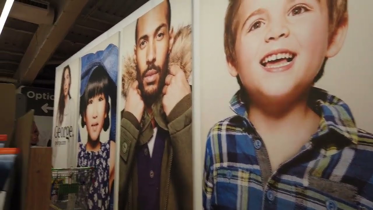 LONDON-VIEWS WEMBLEY PARK WINDOW SHOPPING ASDA 2