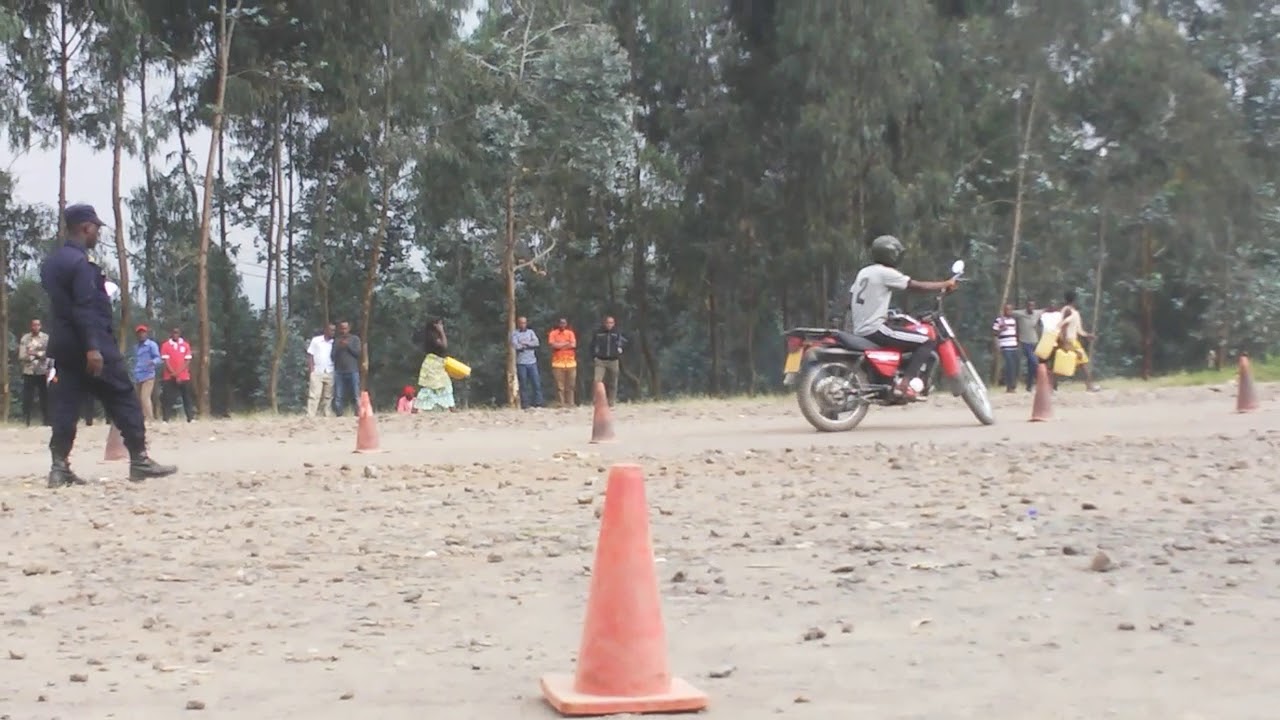 Ikizamini cya police category A kuri moto